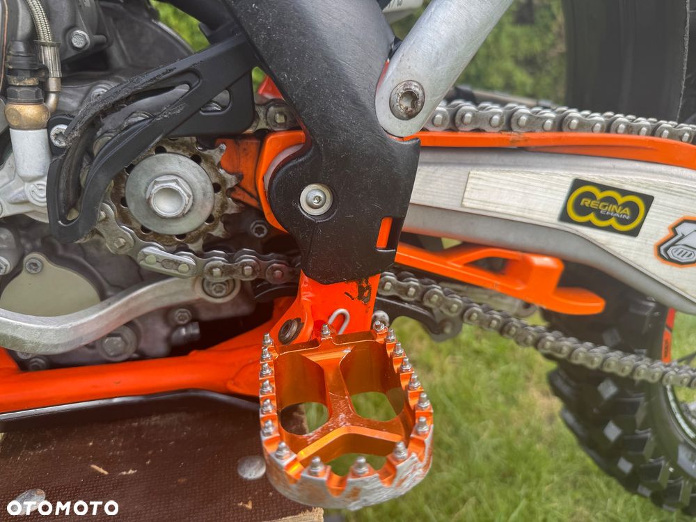 KTM SXF - 16