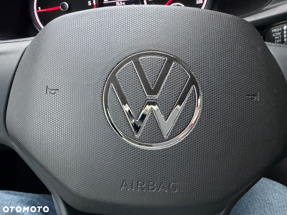 Volkswagen Transporter - 30