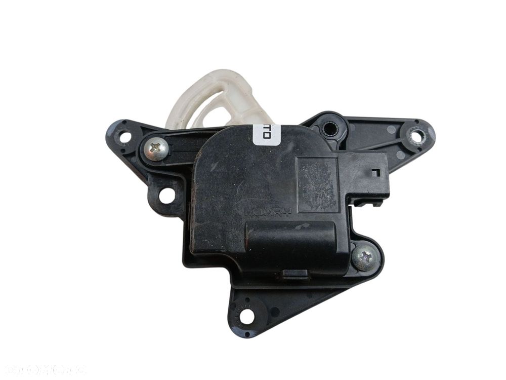 SILNICZEK NAGRZEWNICY KIA CEED I (2006-2009) 2.0 CRDI 140KM - 2