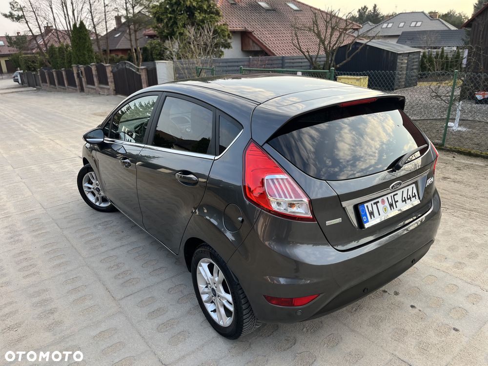 Ford Fiesta 1.0 EcoBoost S&S TITANIUM - 2