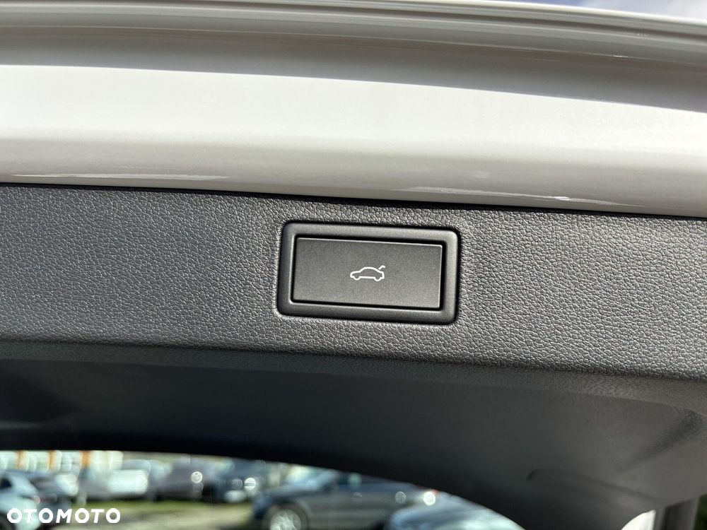 Skoda Kamiq 1.0 TSI Monte Carlo DSG - 13