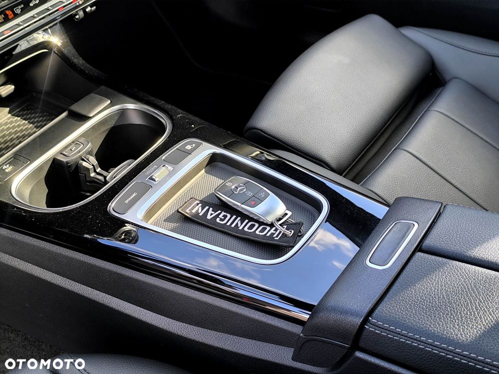 Mercedes-Benz CLA 250 4Matic 8G-DCT Progressive Line Advanced - 24