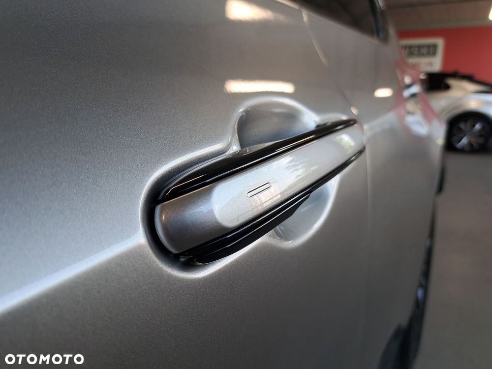 Lexus NX 350h Omotenashi AWD - 35