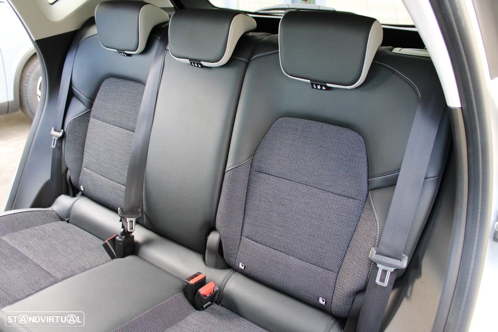 Renault Captur TCe Mild Hybrid 140 EDC GPF EVOLUTION - 47