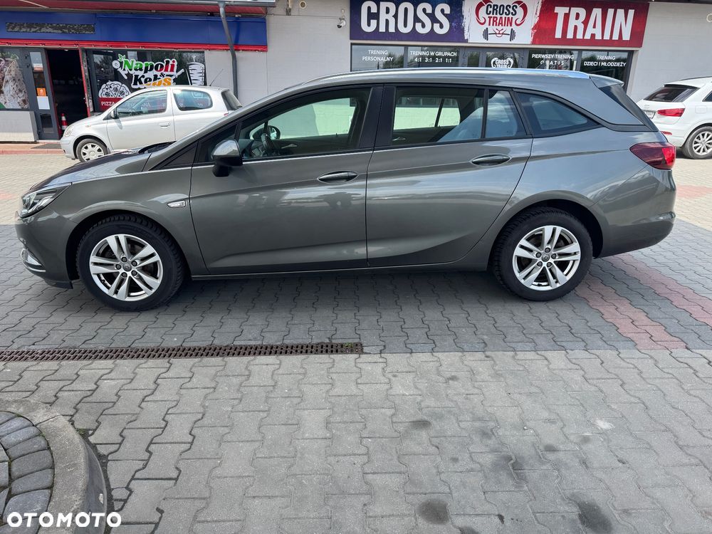 Opel Astra 1.6 CDTI DPF ecoFLEX Start/Stop Selection - 2