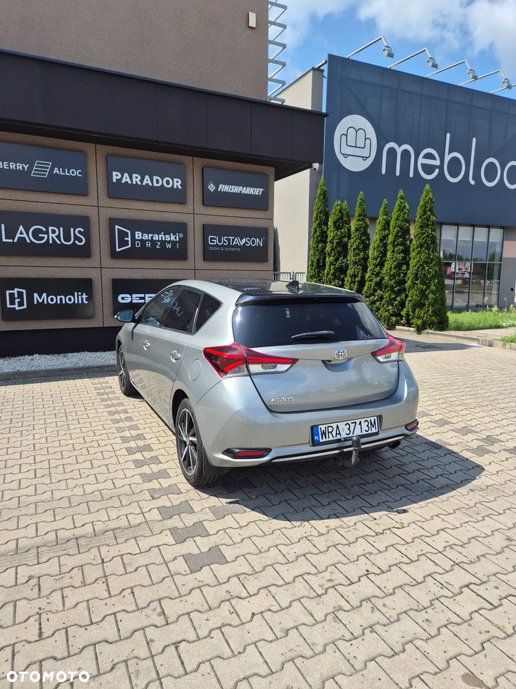 Toyota Auris 1.2 T Prestige - 4