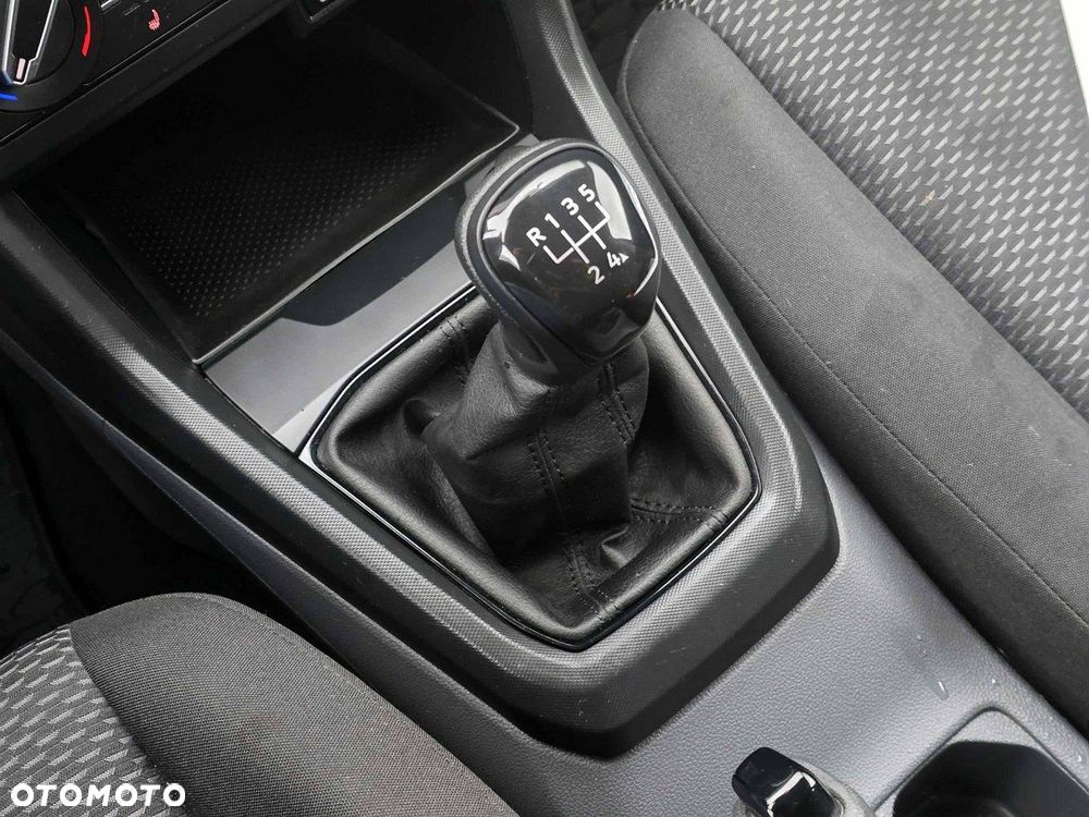 Volkswagen T-Cross - 25