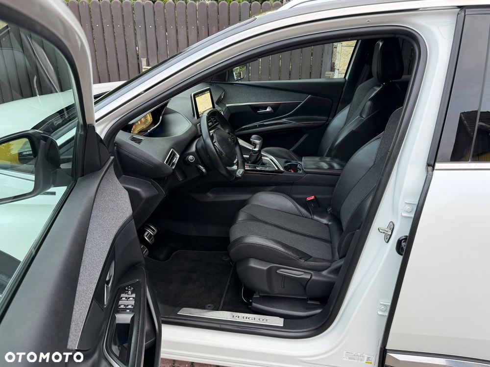Peugeot 3008 - 21