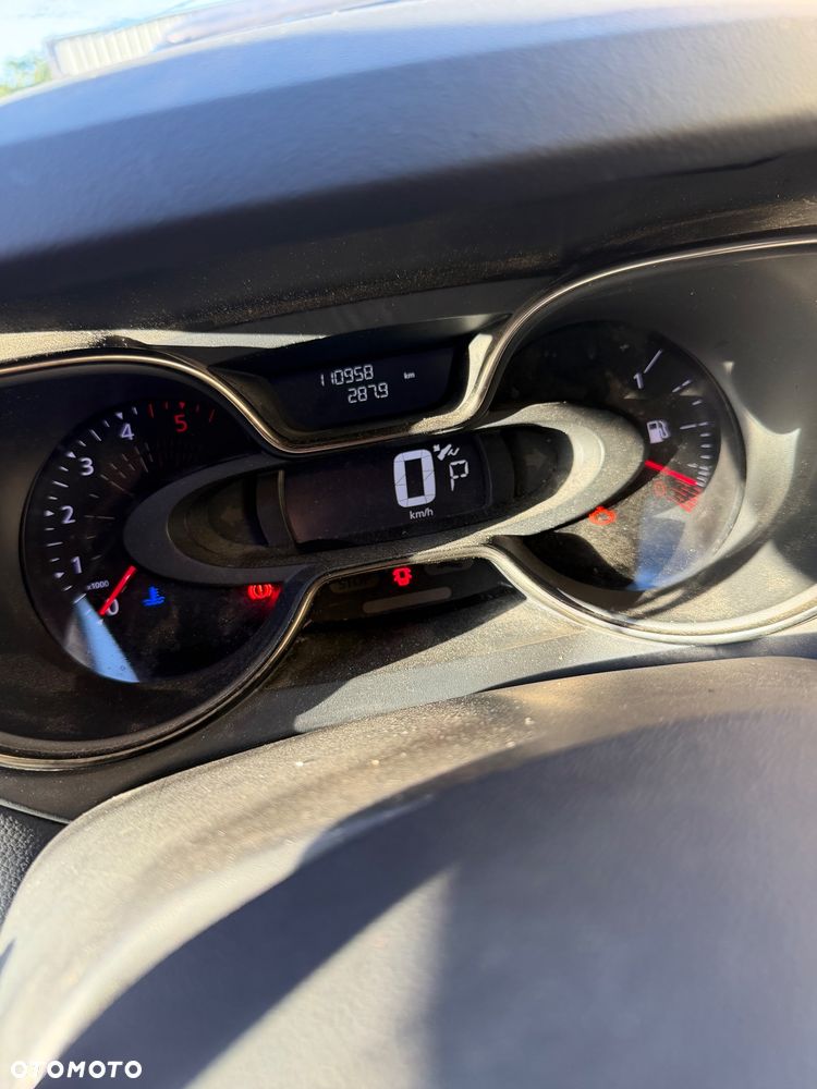 Renault Captur - 19
