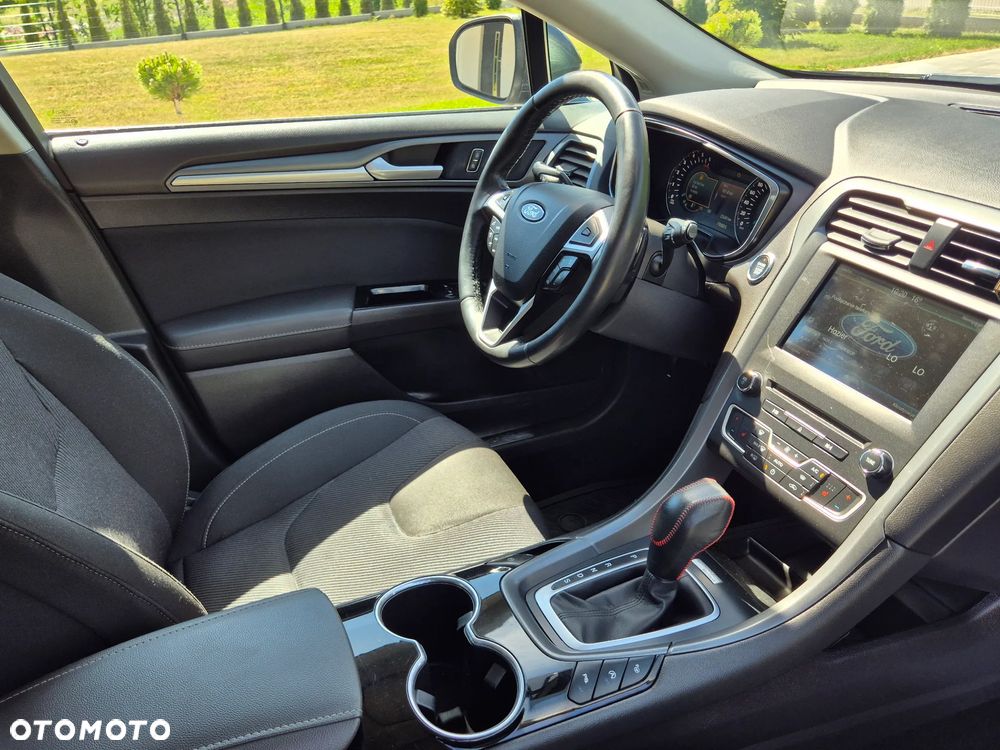 Ford Mondeo 2.0 TDCi Titanium PowerShift - 21