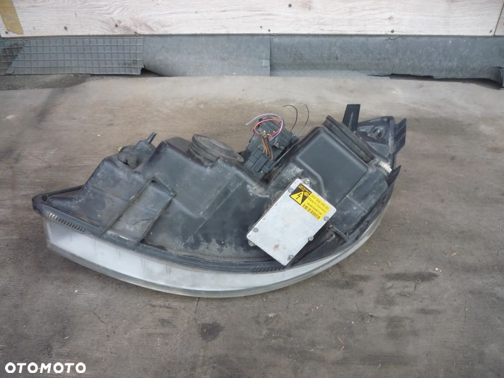 RENAULT SCENIC II LAMPA PRZEDNIA LEWA LUB PRAWA XENON - 8