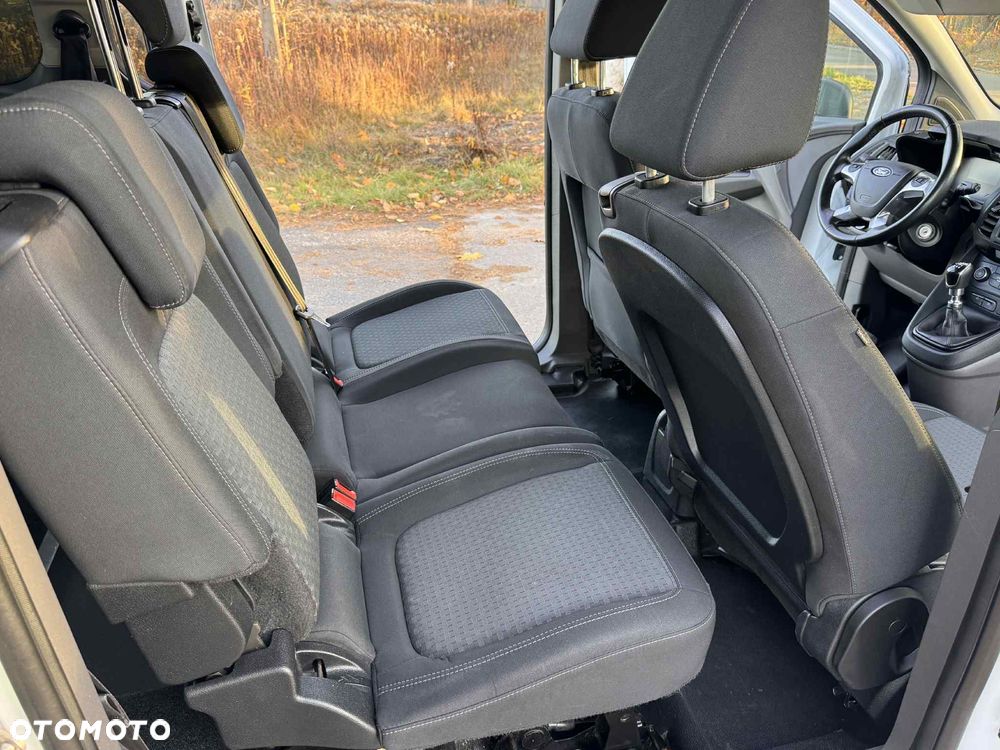 Ford Transit Connect - 18
