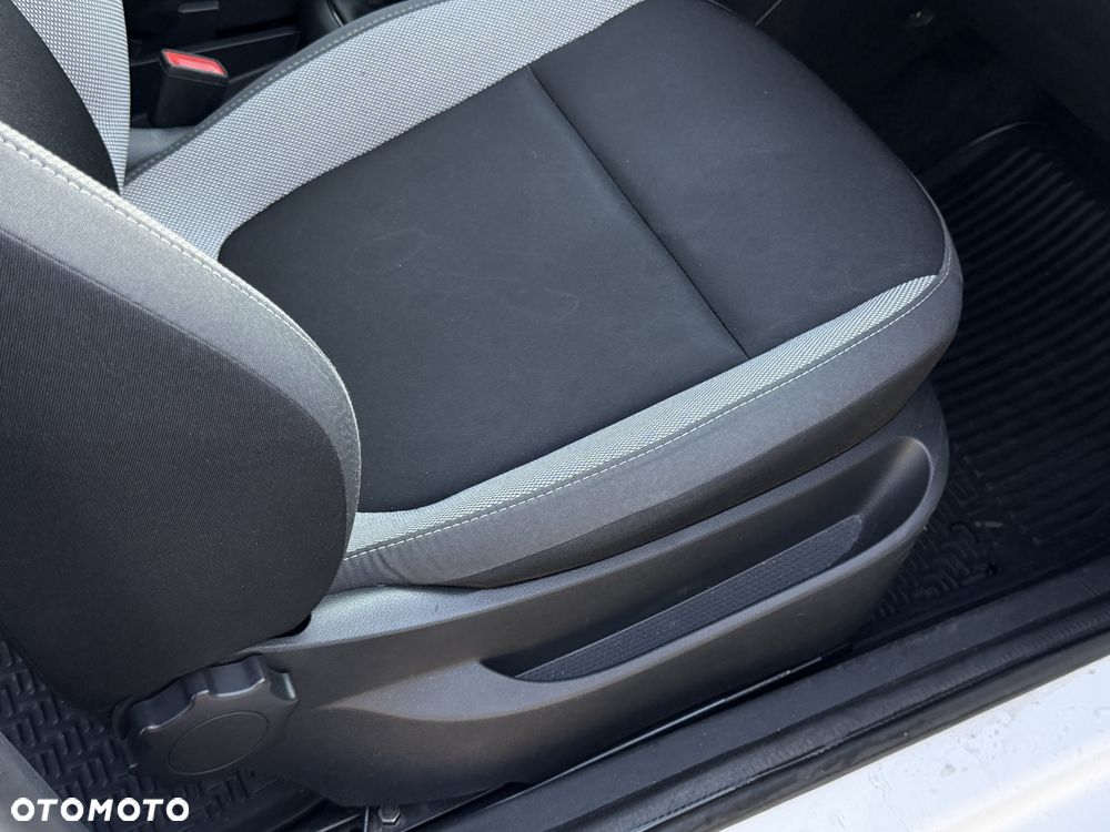 Skoda Fabia 1.0 TSI Ambition - 12