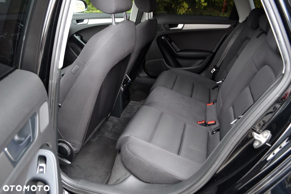 Audi A4 Avant - 25