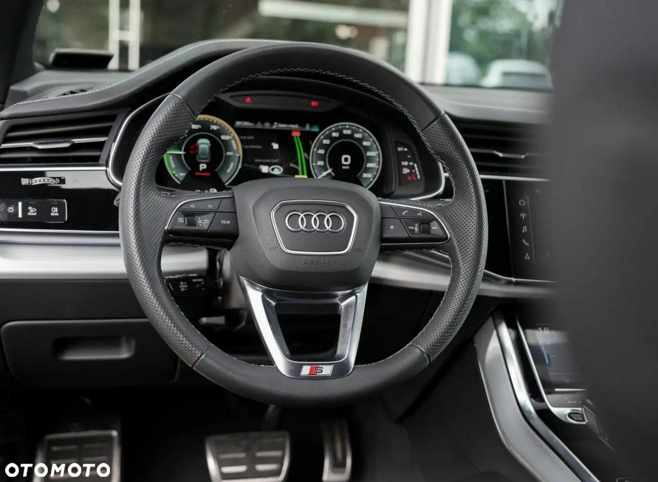 Audi Q8 - 13