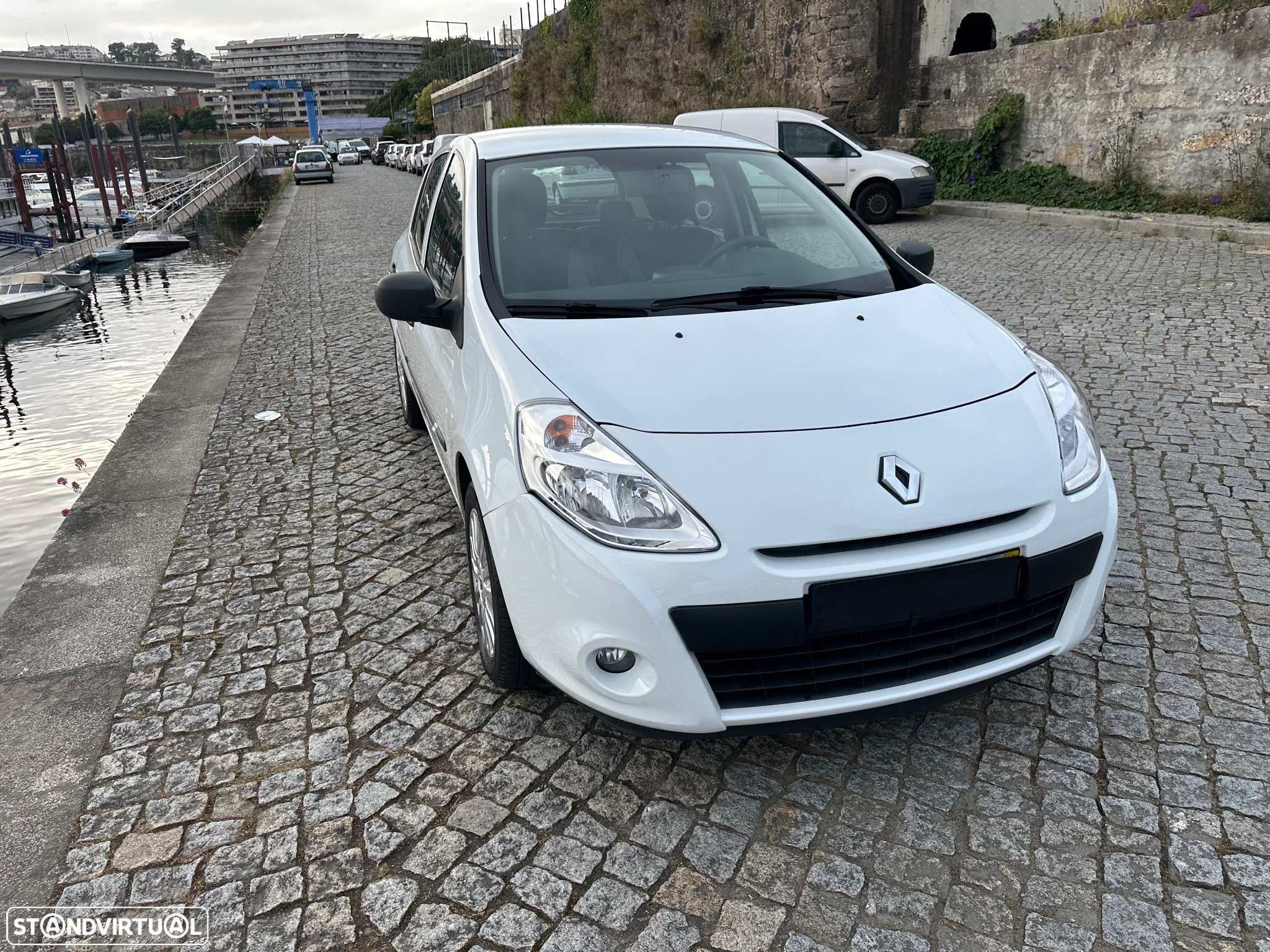 Renault Clio 1.5 dCi 90 FAP Dynamique - 12