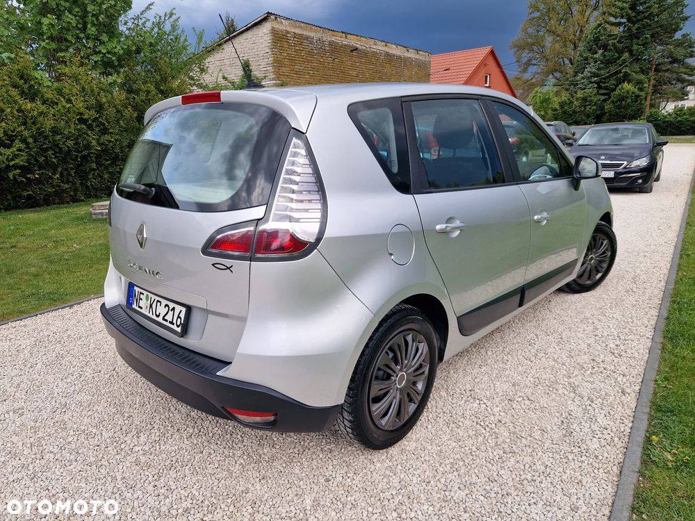 Renault Scenic 1.6 16V 110 TomTom Edition - 25