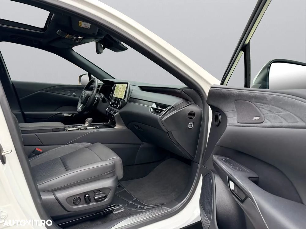 Lexus Seria RX 450h+ (Plug-in-Hybrid) Luxury Line - 6