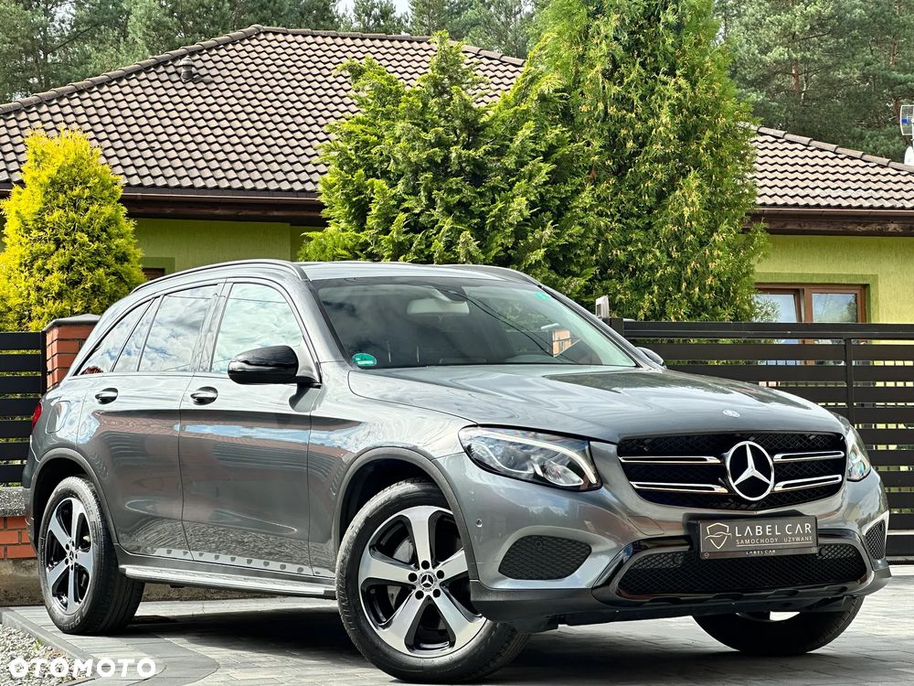 Mercedes-Benz GLC 250 4Matic 9G-TRONIC Exclusive - 2