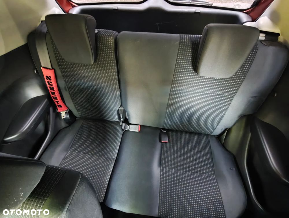 Suzuki Swift 1.5 GS - 17