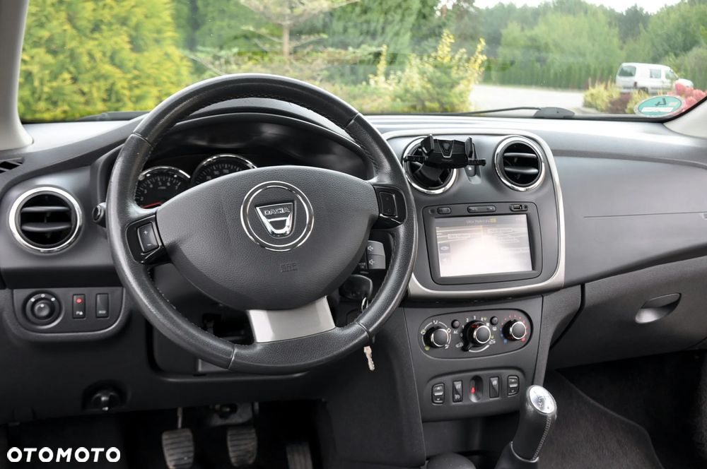 Dacia Sandero Stepway TCe 90 Prestige - 30