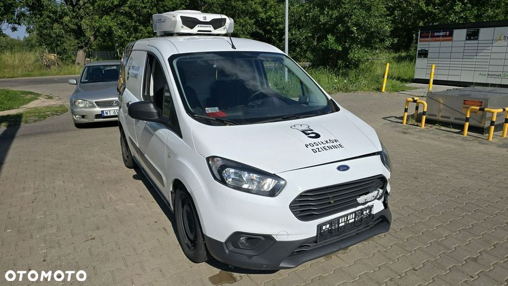 Ford Transit Courier - 2