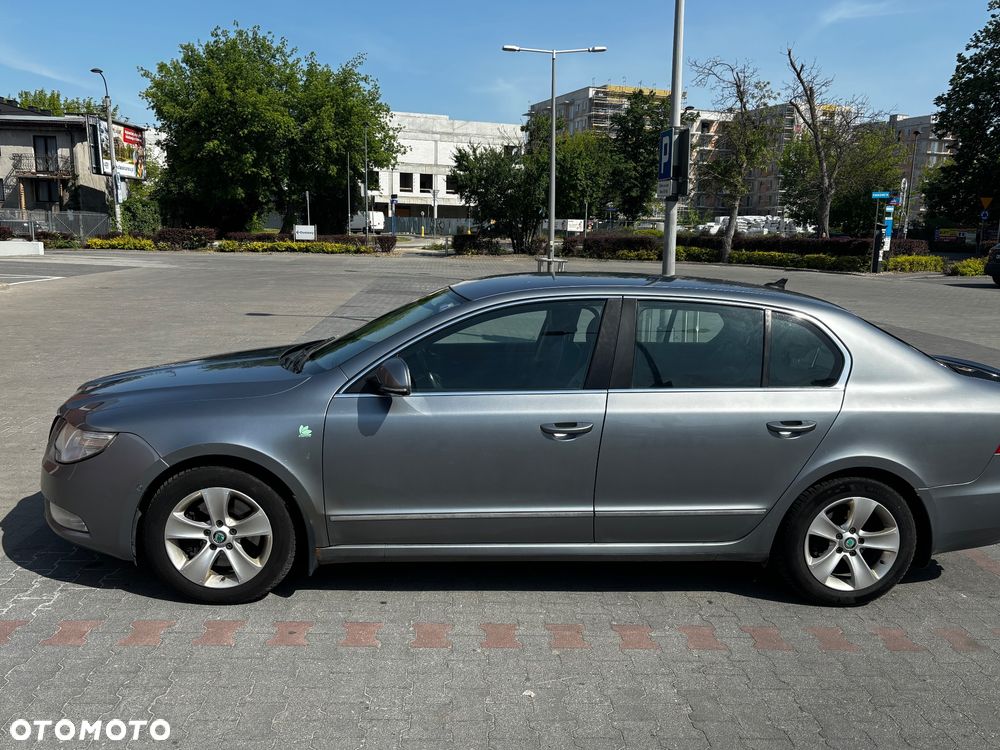 Skoda Superb 1.6 TDI GreenLine - 5
