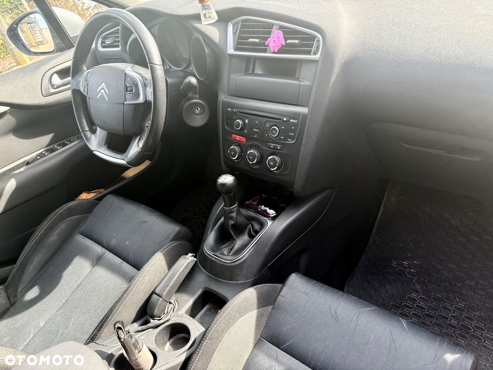 Citroën C4 HDi 90 Attraction - 10