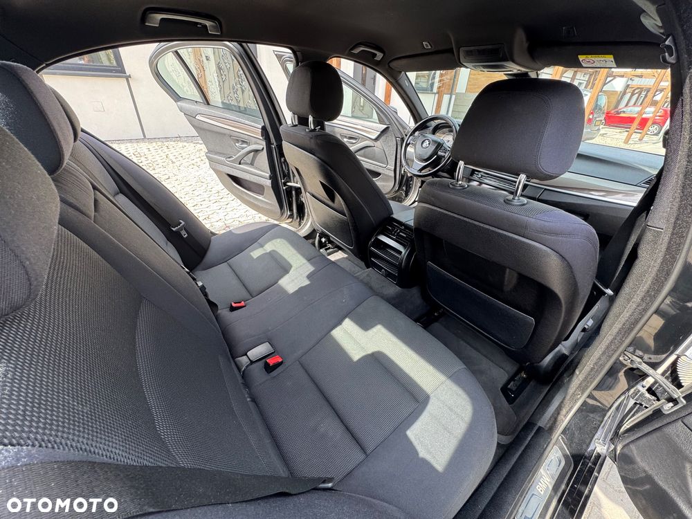BMW Seria 5 - 10