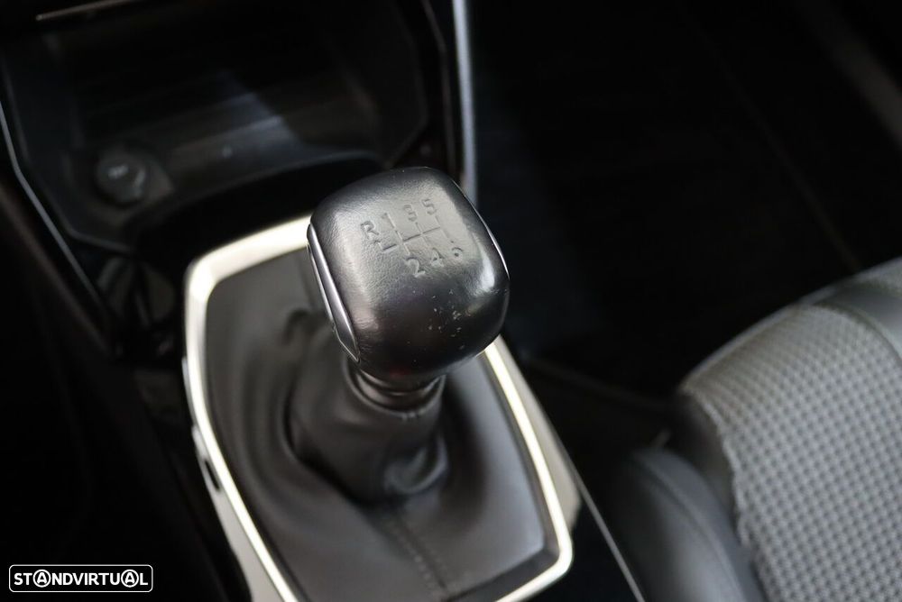 Peugeot 2008 PureTech 130 GT - 31