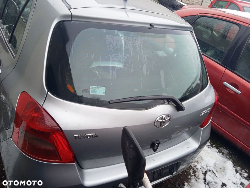 Szyba prawa lewa przód tył czołowa tylna karoseryjna Toyota Yaris 1F8 - 5