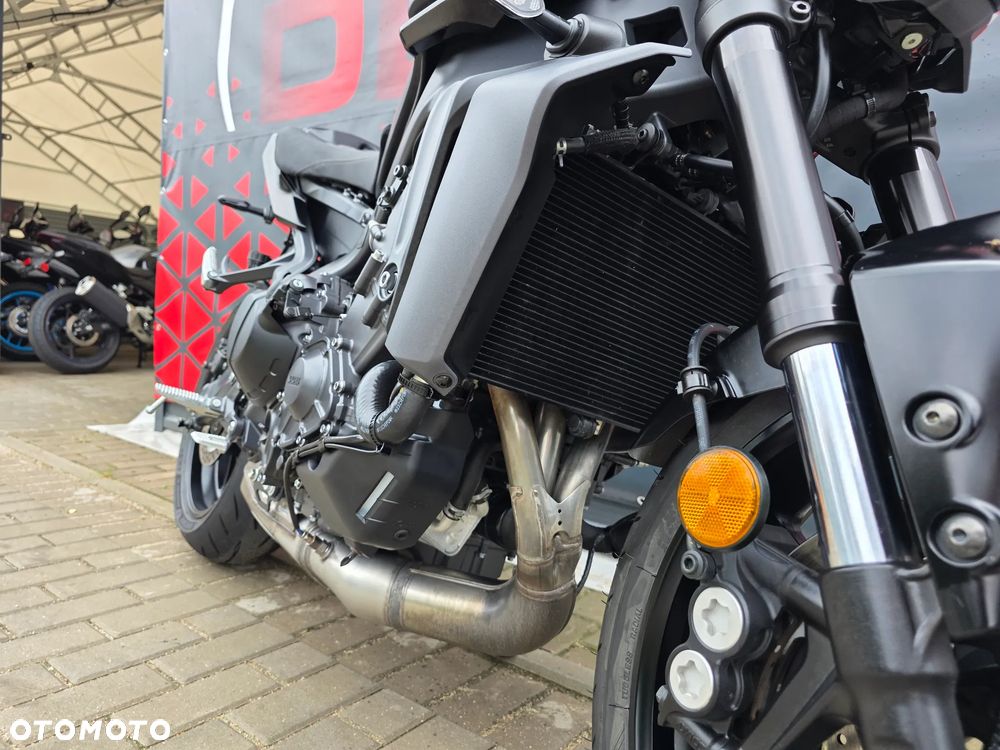Yamaha MT - 28
