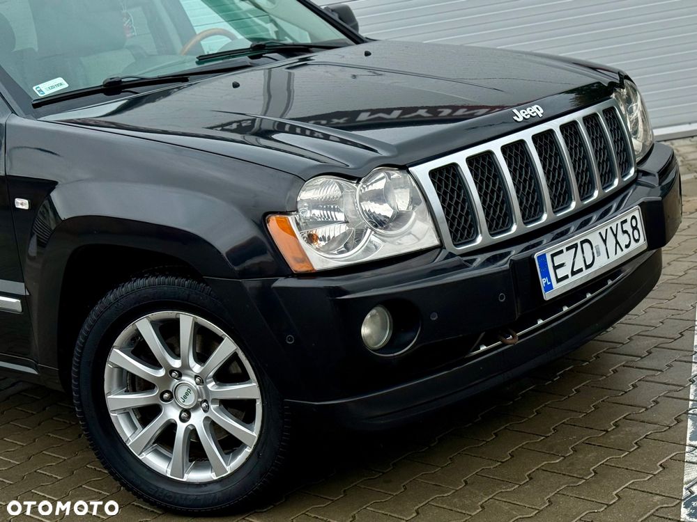 Jeep Grand Cherokee - 26