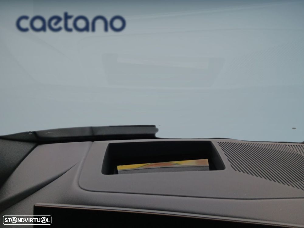 BMW 530 e Pack Desportivo M Pro - 27