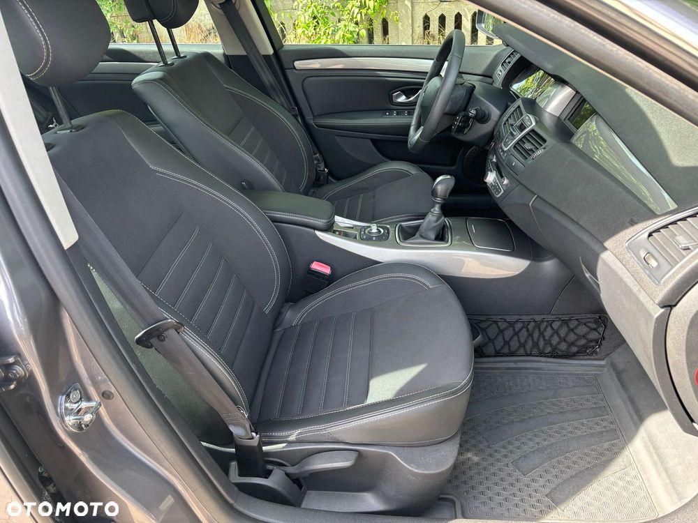 Renault Laguna 2.0 DCi Dynamique - 21