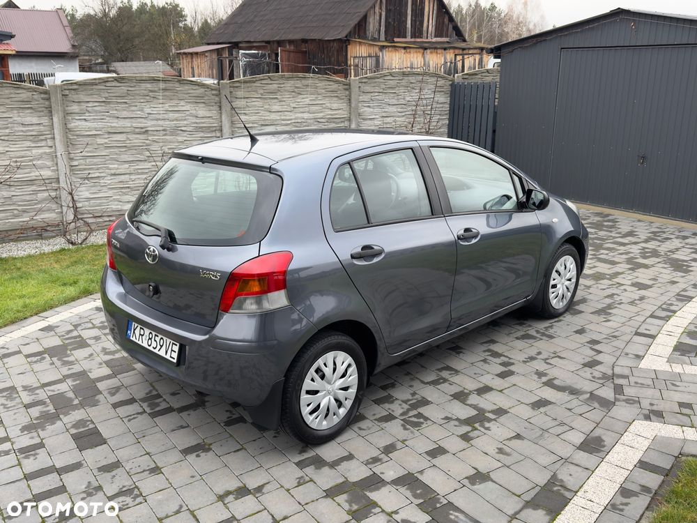 Toyota Yaris 1.33 Sol - 3