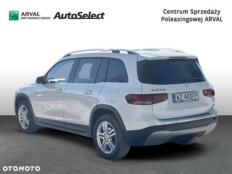 Mercedes-Benz GLB 200 7G-DCT - 3
