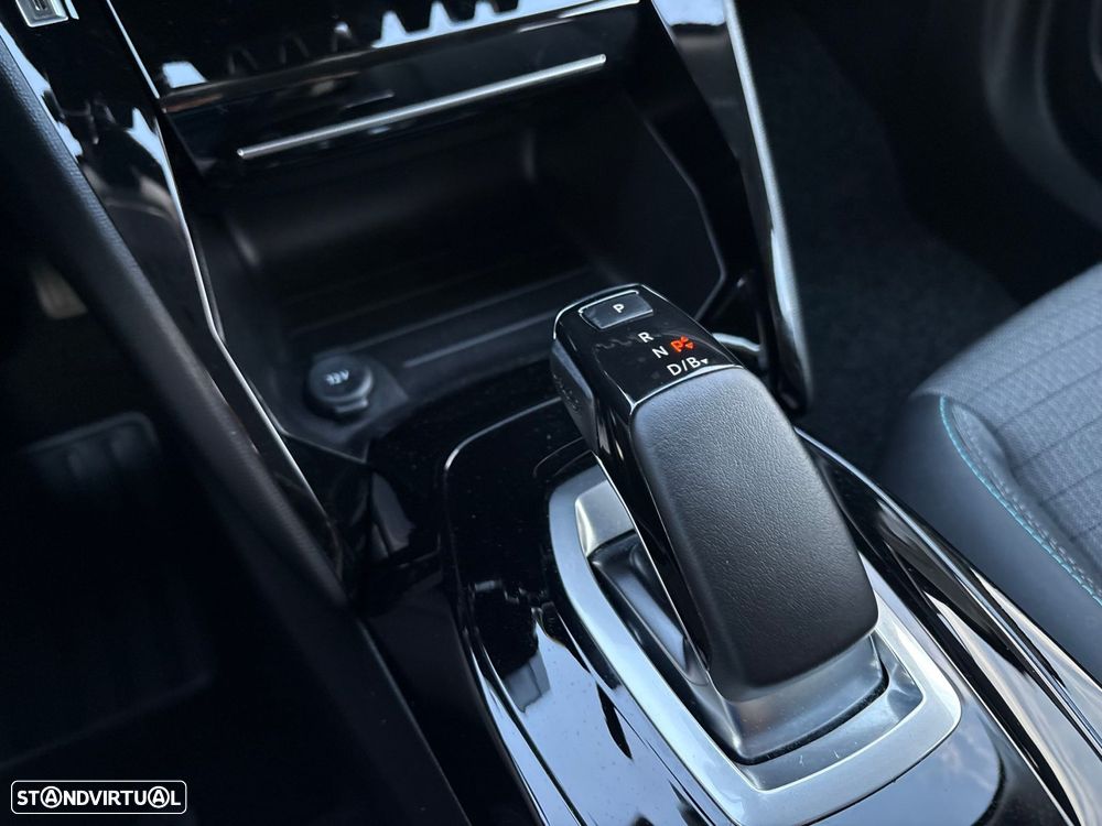 Peugeot e-2008 50 kWh Allure Pack - 46