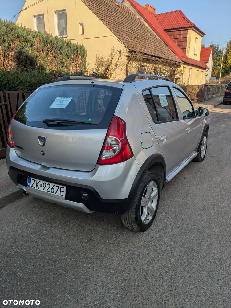 Dacia Sandero 1.5 dCi Stepway - 11