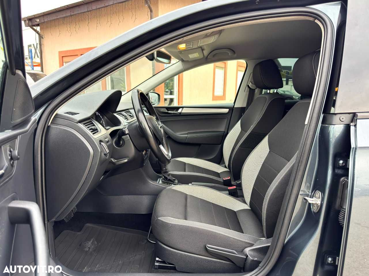 Skoda RAPID 1.4 TDI Active DSG - 15
