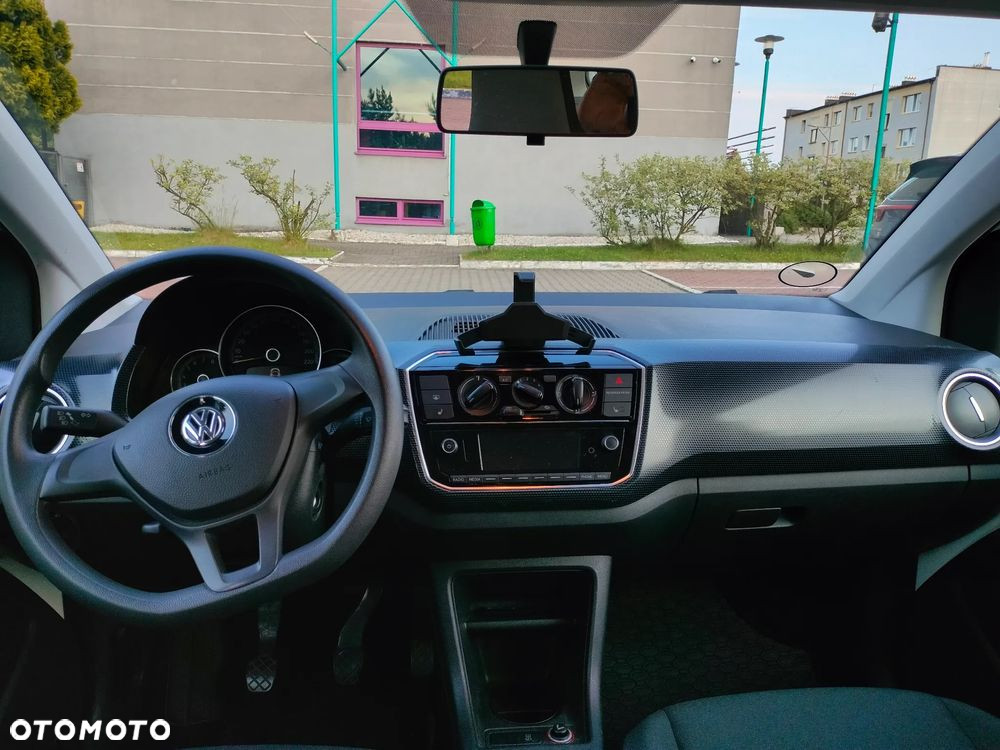 Volkswagen up! - 10