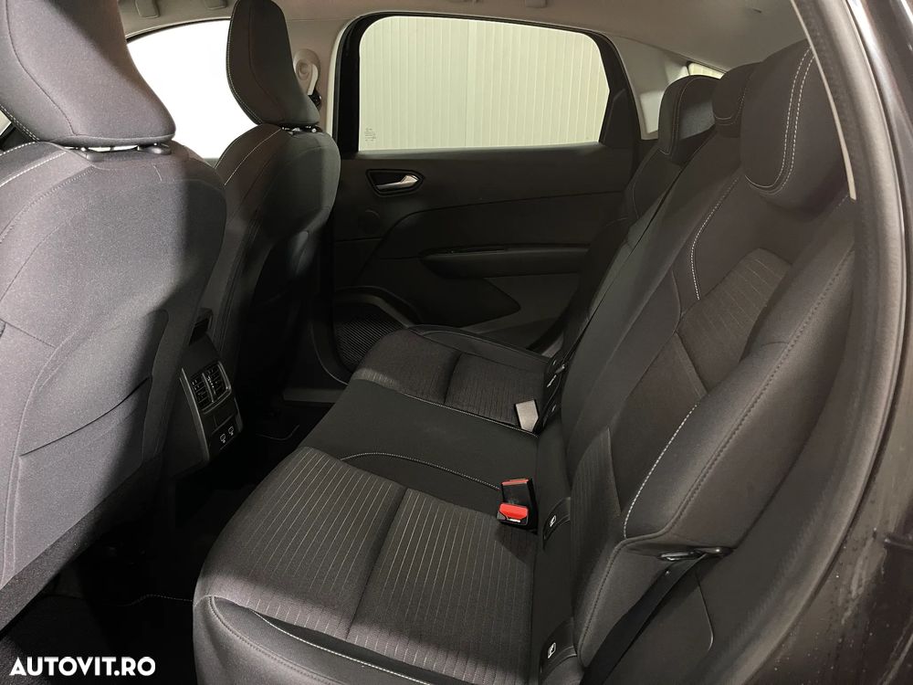 Renault Arkana E-TECH 145 Evolution - 12
