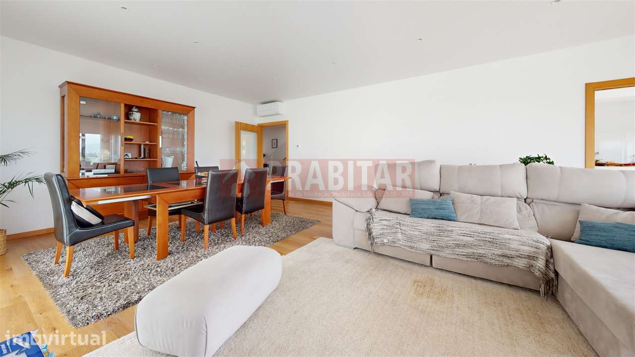 Moradia T4 Moderna com vista Cidade | 356m2 | Escritório 50 m2| Terren - Grande imagem: 5/60