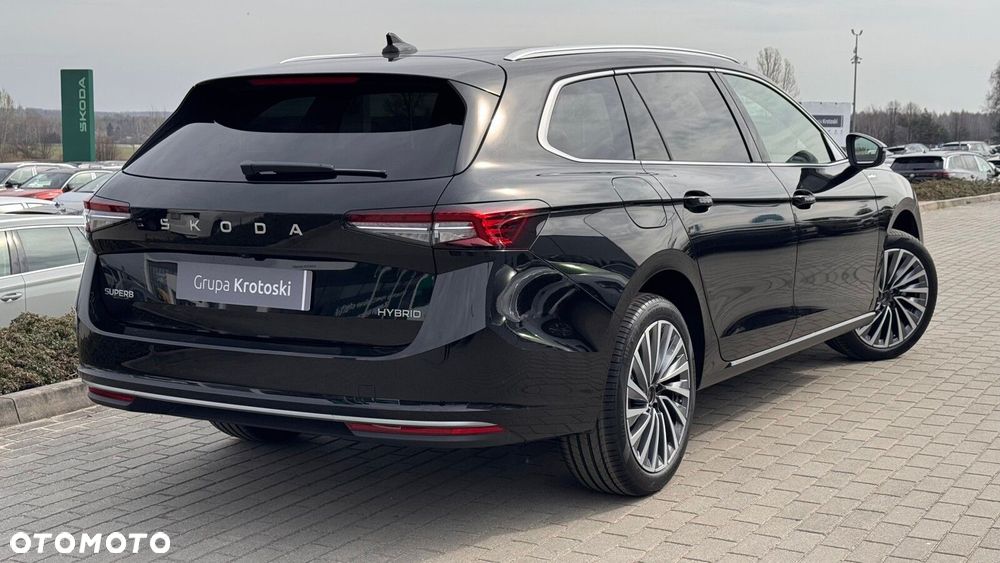 Skoda Superb 1.5 TSI L&K DSG - 4