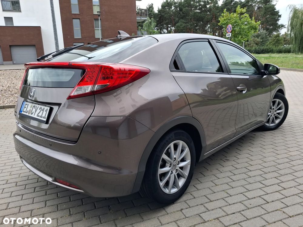 Honda Civic 1.4 i-VTEC Comfort 40 Jahre Edition - 10