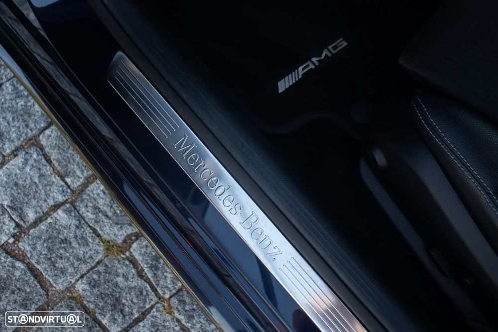 Mercedes-Benz C 220 d 4Matic 9G-TRONIC AMG Line - 14