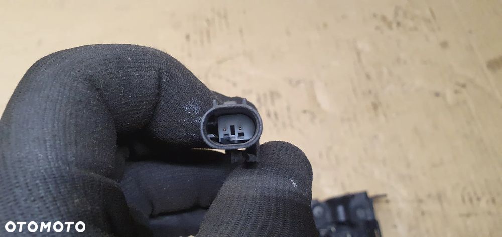 Zamek rygiel maski przód Mercedes ML W163 - 5