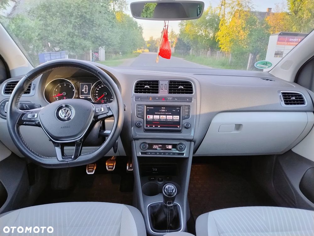 Volkswagen Polo 1.2 TSI Blue Motion Technology FRESH - 8