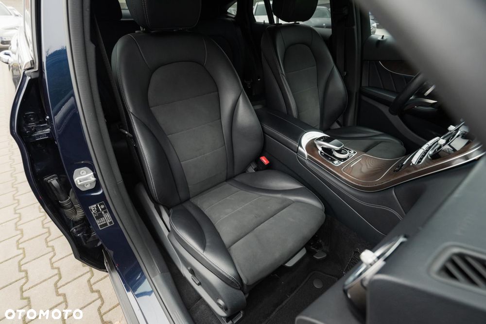 Mercedes-Benz GLC - 15