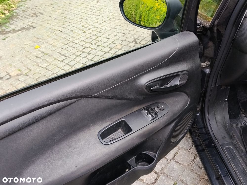 Fiat Punto 1.2 8V - 14